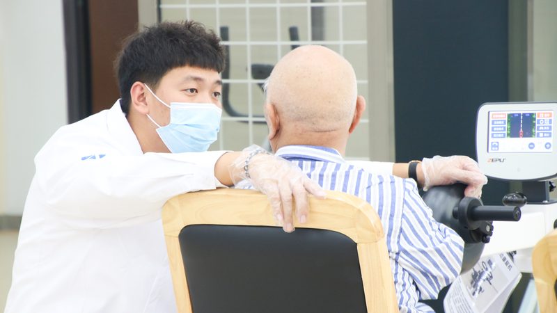 老年助餐点分餐操作规范：保障健康，提升服务品质**
